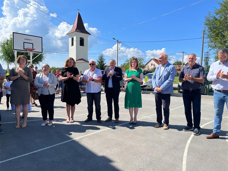 Slika /Fotografije 3/Fotografije 4/Image.jpeg